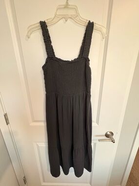 GAP Women’s Black Smocked Top with Ruffled Straps